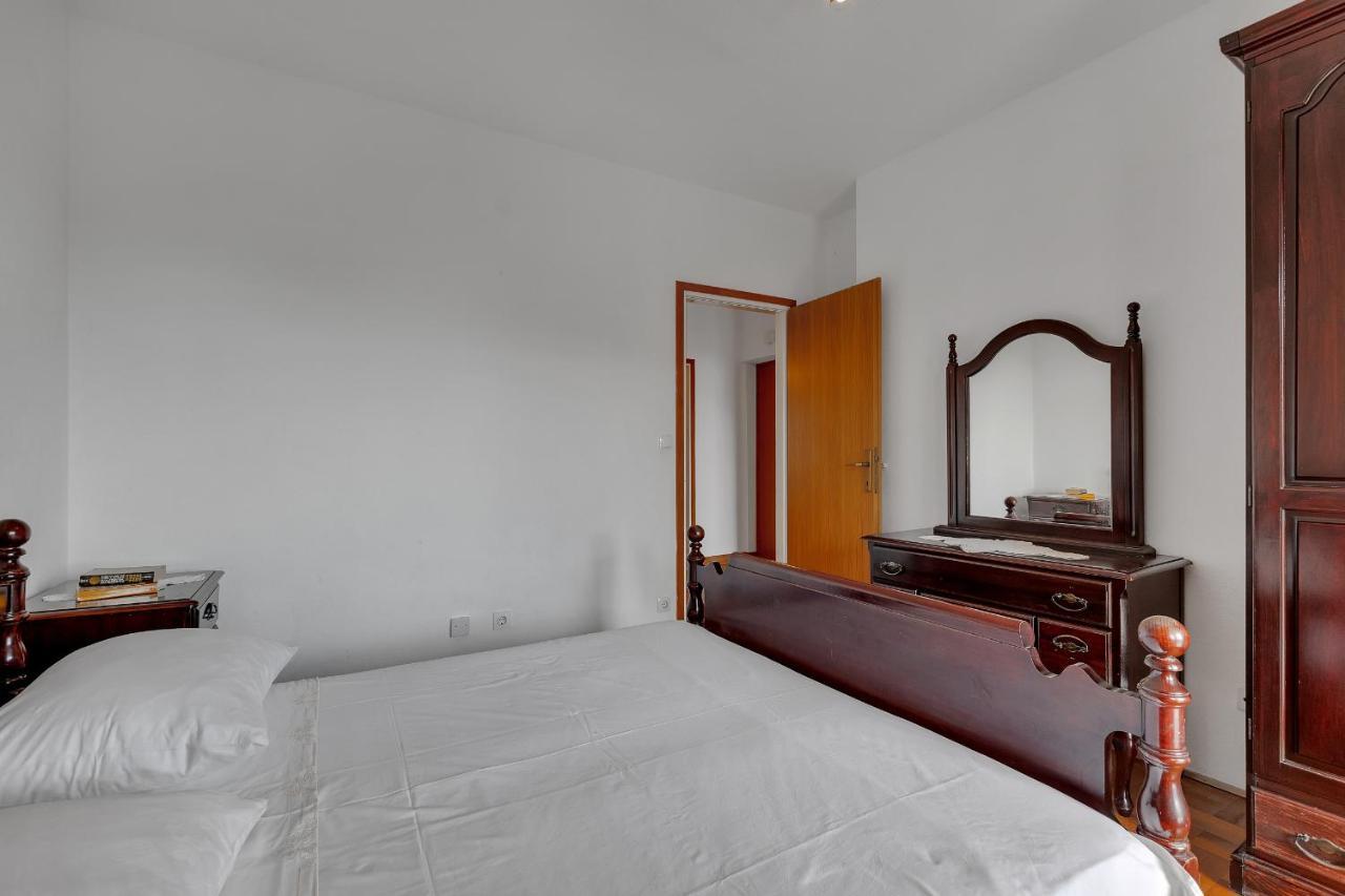 Apartments Tihomir Musac Omiš Екстериор снимка