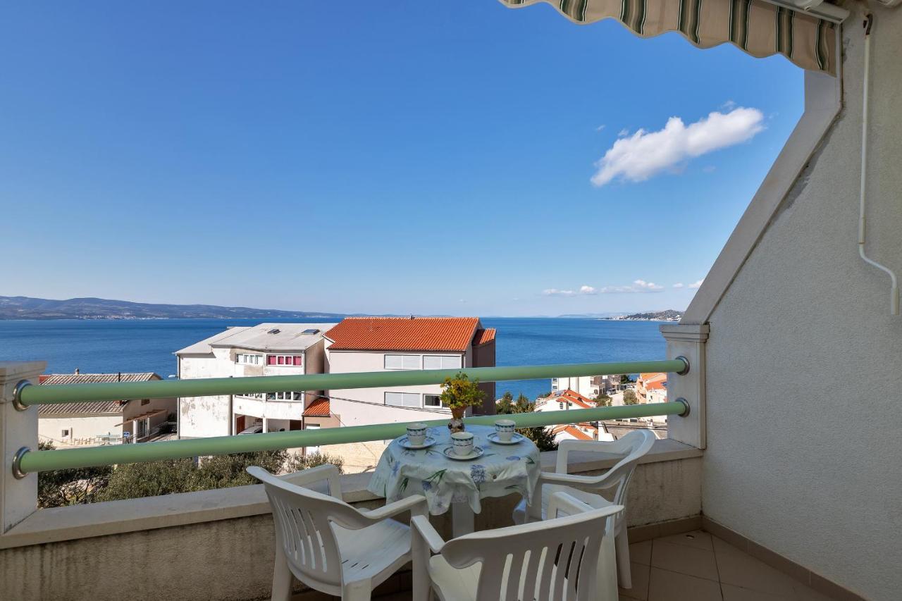 Apartments Tihomir Musac Omiš Екстериор снимка